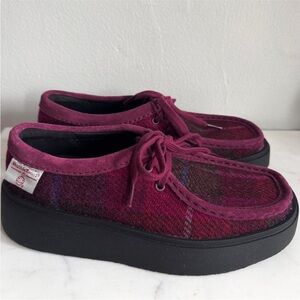 Clarks Women's HARRIS TWEED Torview Lace Ups. Women’s size 8.5